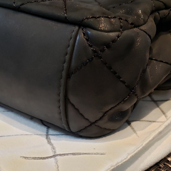 SOLD ๐ฏ% authentic C H A N E L - Picture 8 of 15